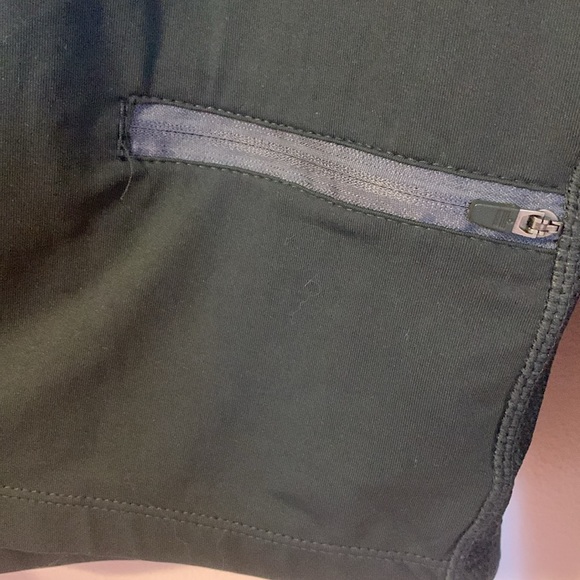 Admiral running top - Picture 8 of 9